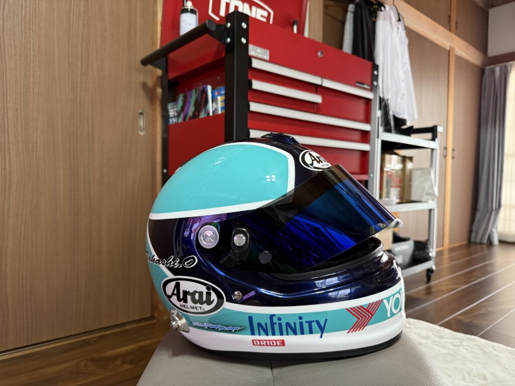ヘルメットのバイザー交換！