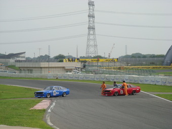 予選中にトラブりました。